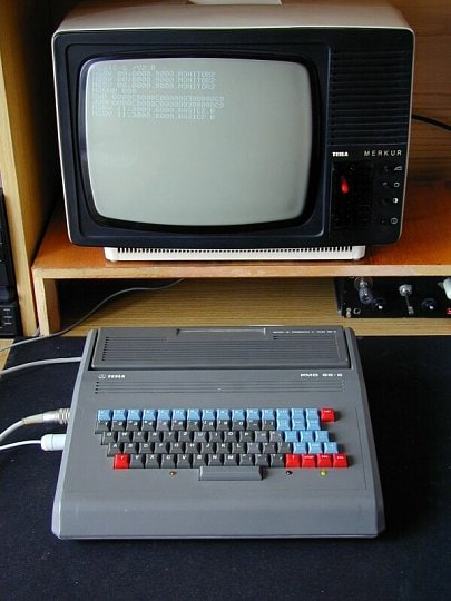 Počítač PMD 85